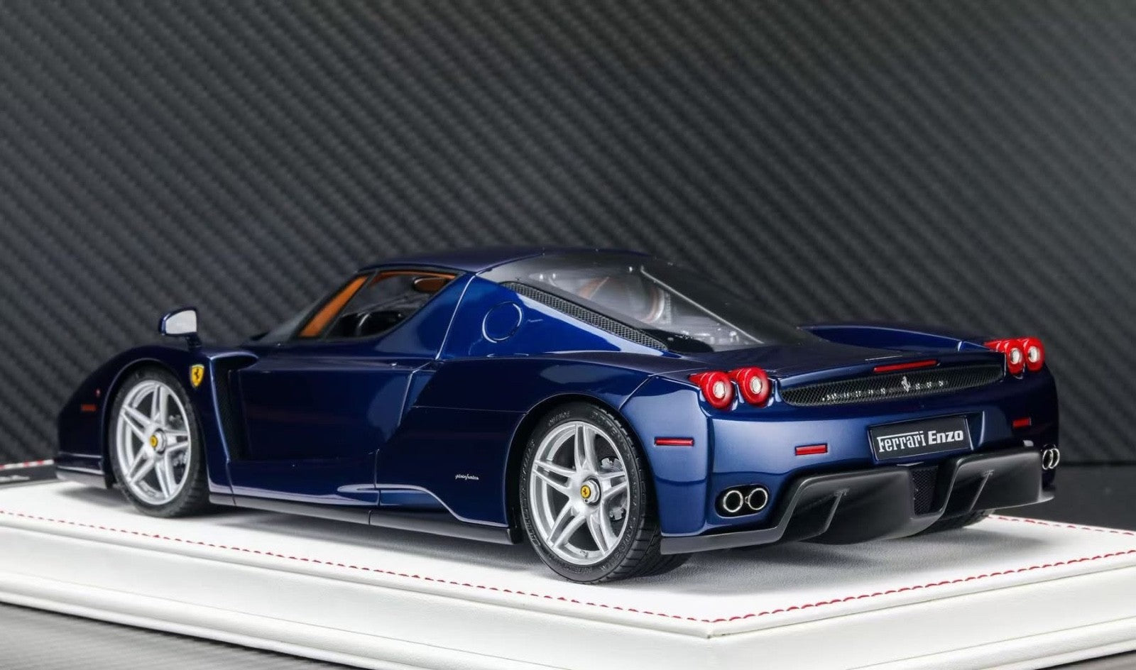 Ferrari Enzo (Gloss Metallic Dark Blue) [Davis & Giovanni] 1:18 scale