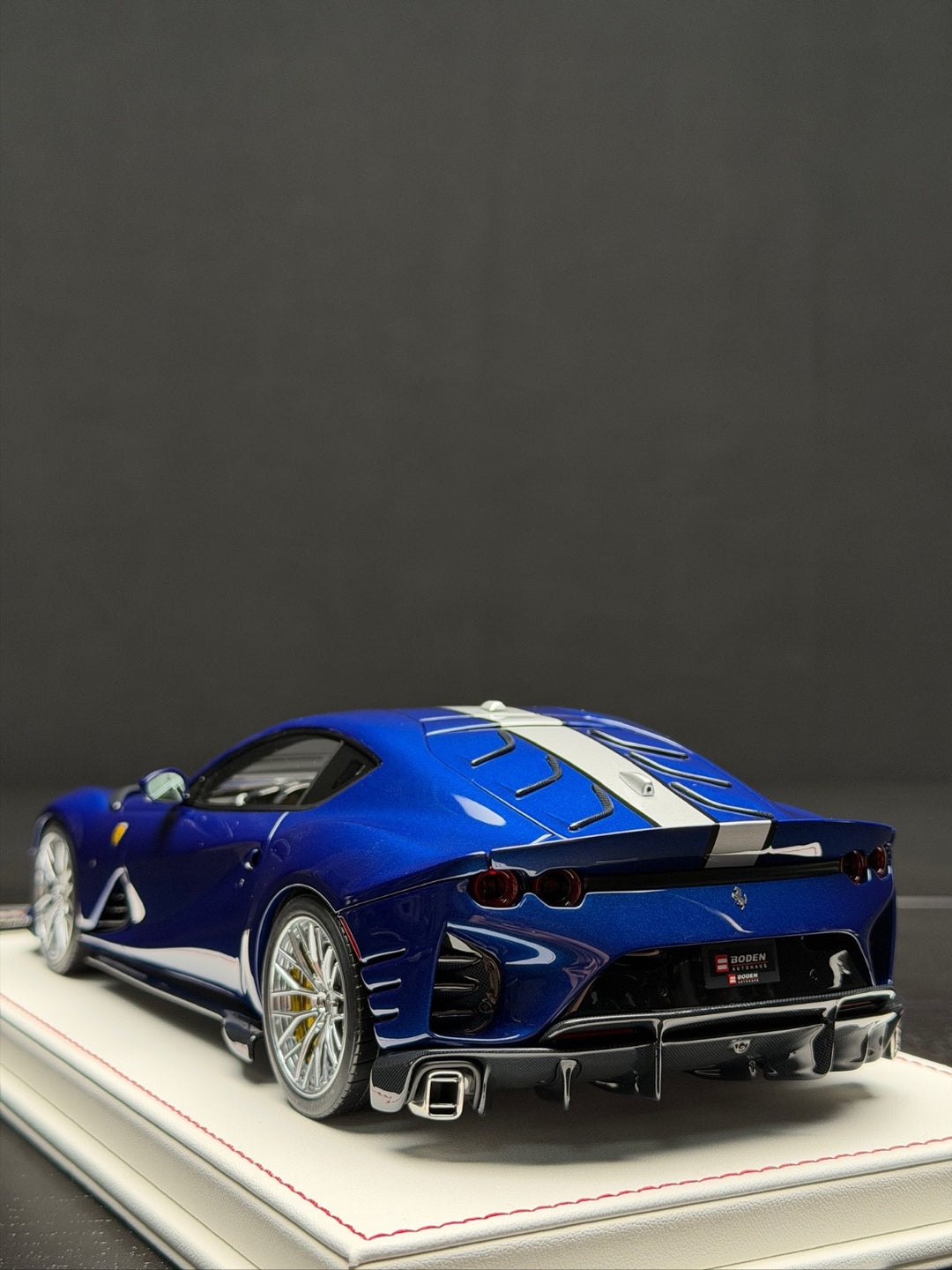 Ferrari 812 Competizione (Dark Blue/Silver Stripe) [Davis & Giovanni] 1:18 scale