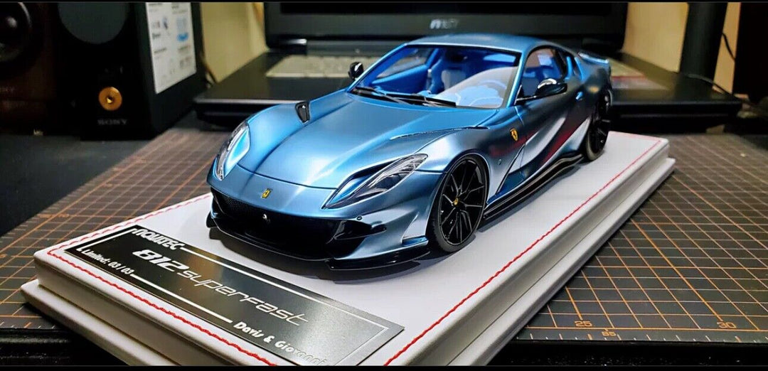 Ferrari 812 Superfast NOVITEC (Chrome Ice Blue) [Davis & Giovanni] 1/18 scale