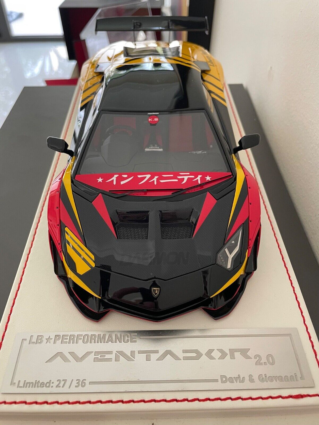 Lamborghini Aventador 2.0 LBWK (Infinite) [Davis & Giovanni] 1/18 scale