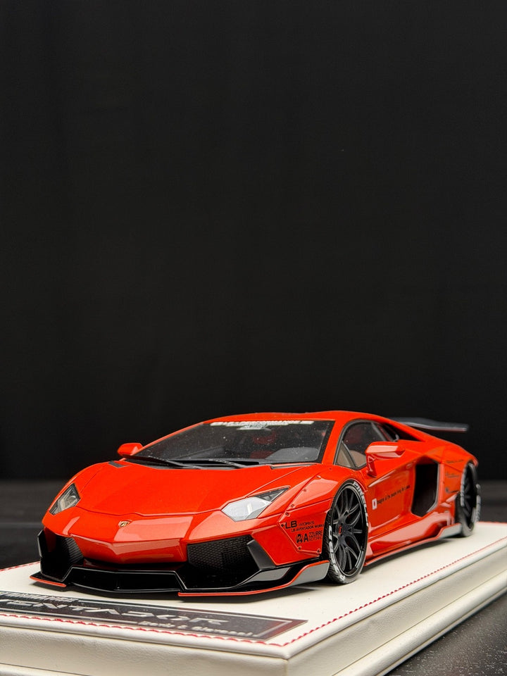 Lamborghini Aventador LBWK (Orange) [Davis & Giovanni] 1:18 scale