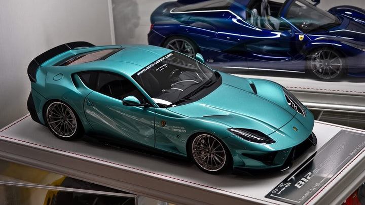 Ferrari 812 Superfast SVR (Metallic Light Blue) [Davis & Giovanni] 1:18 scale