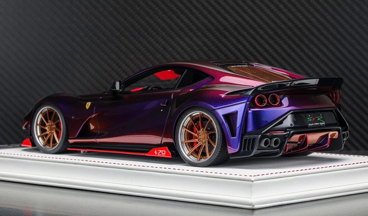 Ferrari 812 SuperfastSVR (Chameleon Purple) [Davis & Giovanni] 1:18 scale