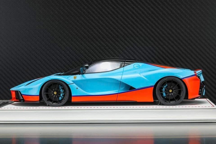 Ferrari LaFerrari (Gulf Livery) [Davis & Giovanni] 1:18 scale