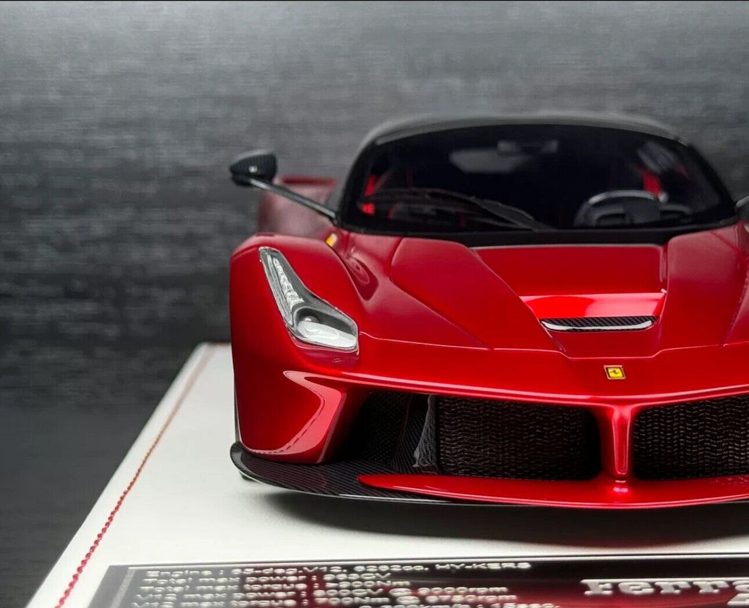 Ferrari LaFerrari (Candy Red) [Davis & Giovanni] 1/18 scale