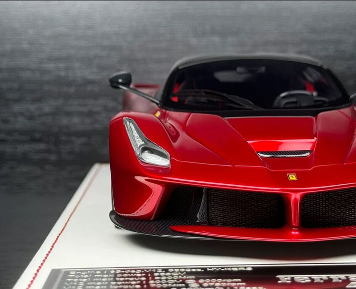 Ferrari LaFerrari (Candy Red) [Davis & Giovanni] 1/18 scale