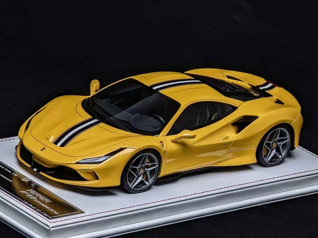 Ferrari F8 Tributo NOVITEC (Giallo Modena) [Davis & Giovanni] 1/18 scale