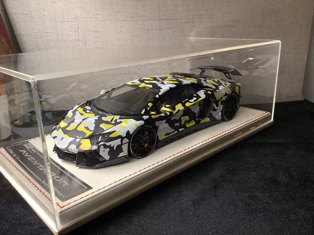 Lamborghini Aventador NOVITEC (Camo) [Davis & Giovanni] 1/18 scale