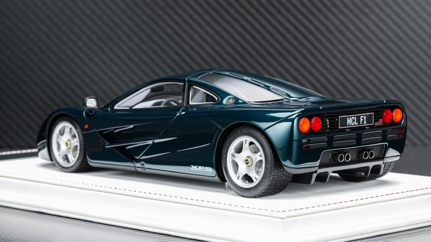 McLaren F1 (XP Green) [Davis & Giovanni] 1/18 scale