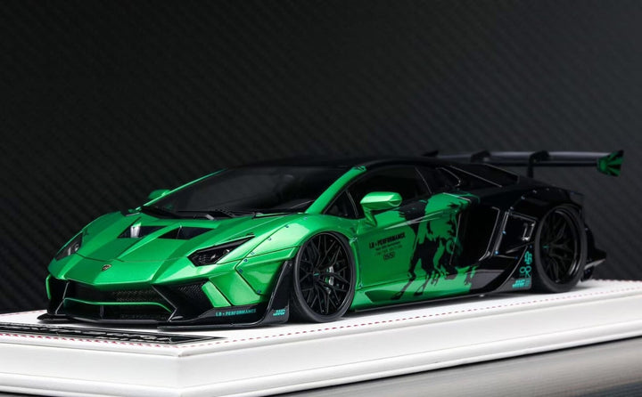 Lamborghini Aventador 2.0 LBWK (Green/ Black) [Davis & Giovanni] 1:18 scale