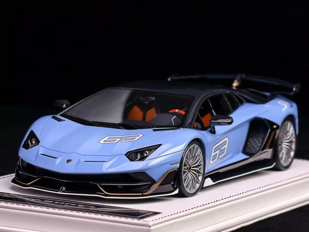 Lamborghini Aventador SVJ (Baby Blue) [Davis & Giovanni] 1/18 scale