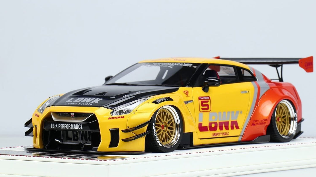 Nissan GTR R-35 Type 2 LBWK (Gloss Yellow/ Red) [Davis & Giovanni] 1/18 scale
