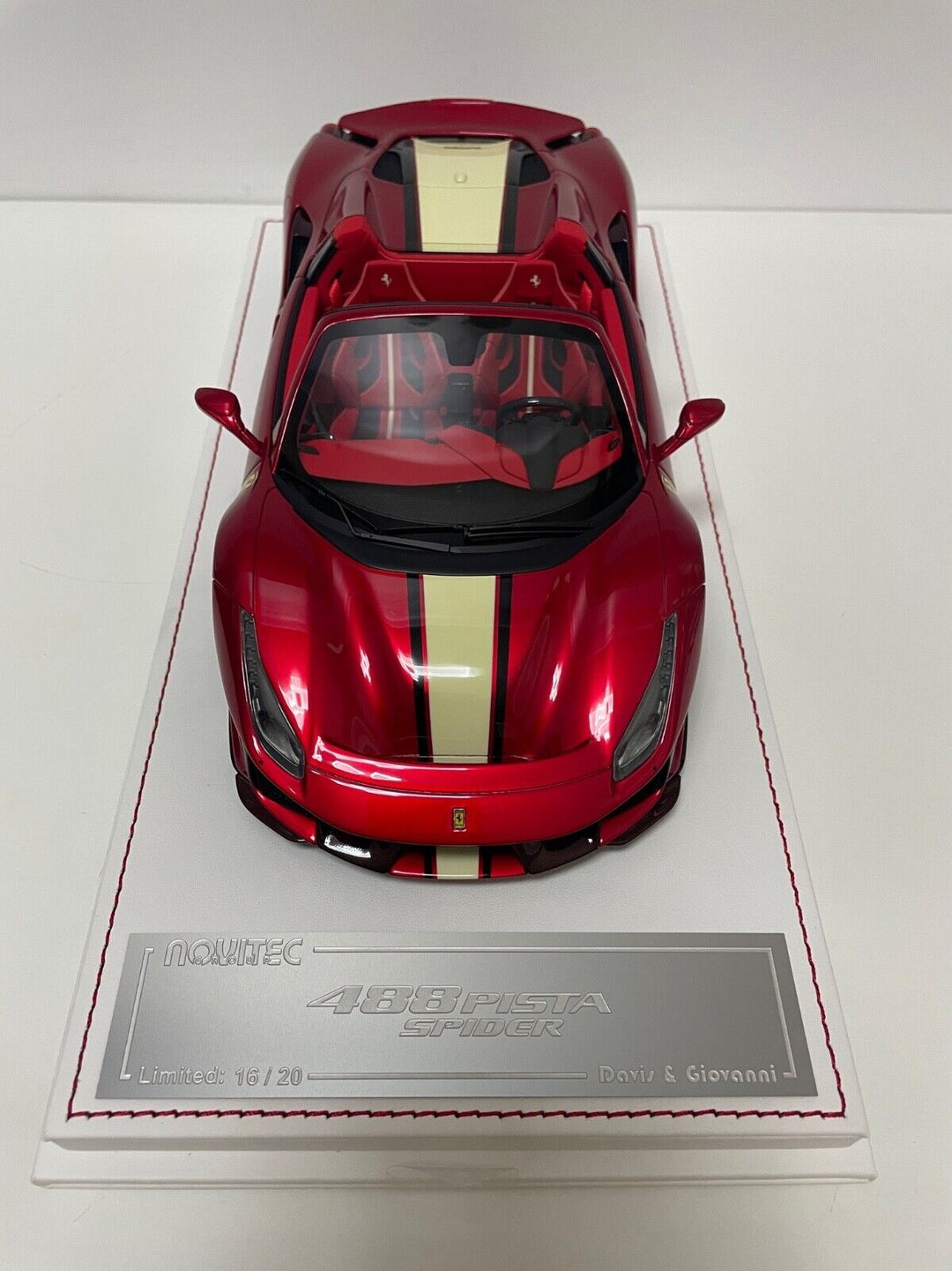Ferrari 488 Pista Spider NOVITEC (Candy Red) [Davis & Giovanni] 1/18 scale