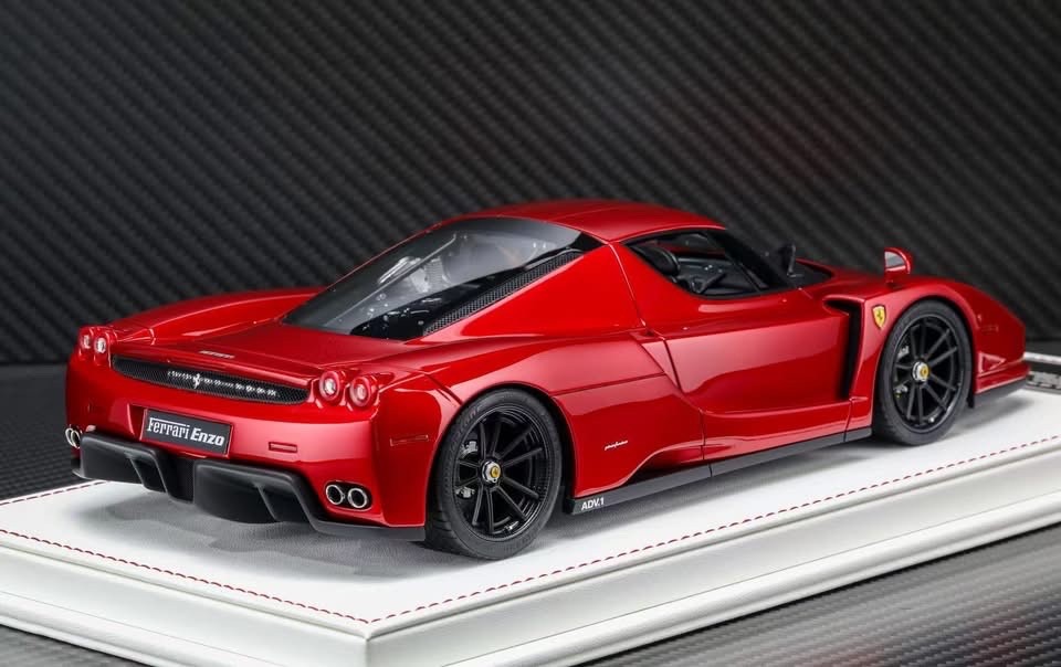 Ferrari Enzo (Red/ Black Rims) [Davis & Giovanni] 1:18 scale