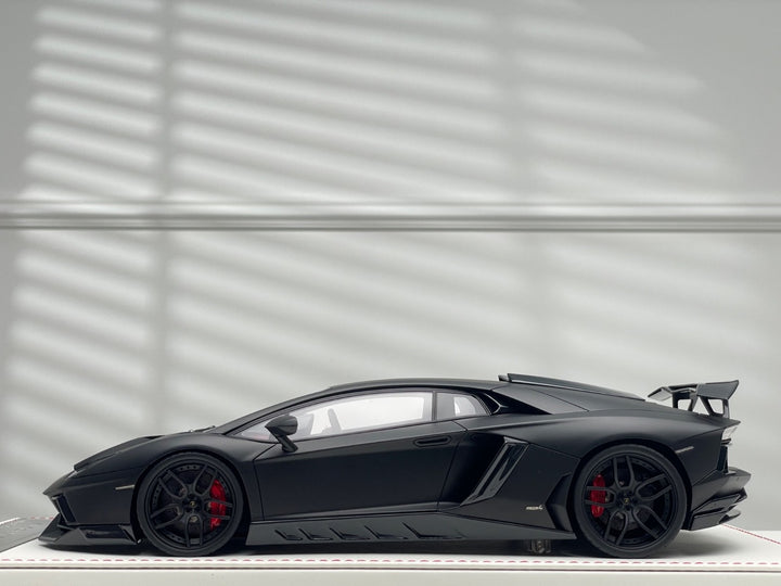Lamborghini Aventador NOVITEC (Matte Black) [Davis & Giovanni] 1/18 scale 1 OF 1