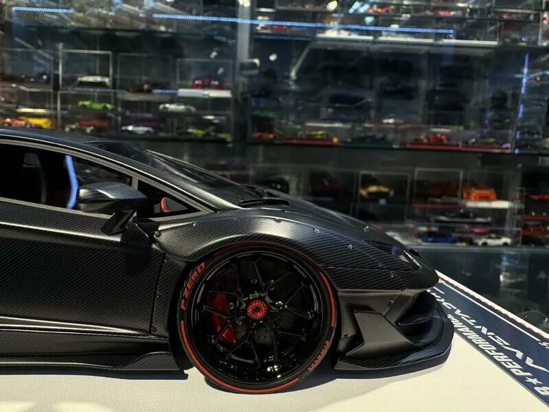 Lamborghini Aventador SVJ LBWK (Matt Carbon Fibre) [Davis & Giovanni] 1/18 scale