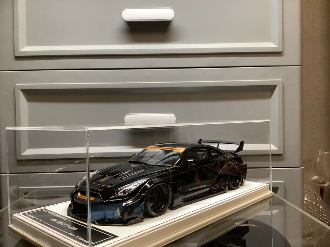 Nissan R35 GT-RR (Black/ John Player Special) [Davis & Giovanni] 1/18 scale