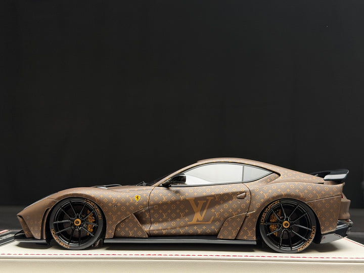 Ferrari 812 N-LARGO NOVITEC (LV Monogram) [Davis & Giovanni] 1:18 scale