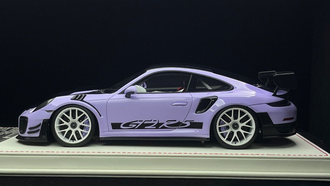 Porsche 911 GT2RS MR (Light Purple) [Davis & Giovanni] 1/18 scale - 1 OF 1