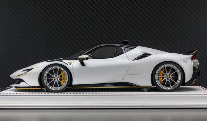 Ferrari SF90 Stradale NOVITEC (White) [Davis & Giovanni] 1:18 scale