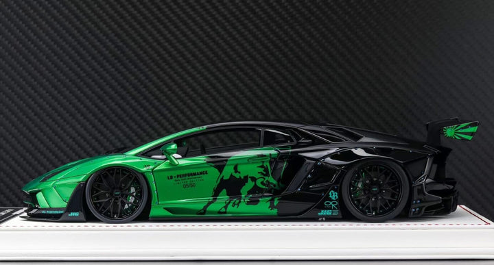 Lamborghini Aventador 2.0 LBWK (Green/ Black) [Davis & Giovanni] 1:18 scale