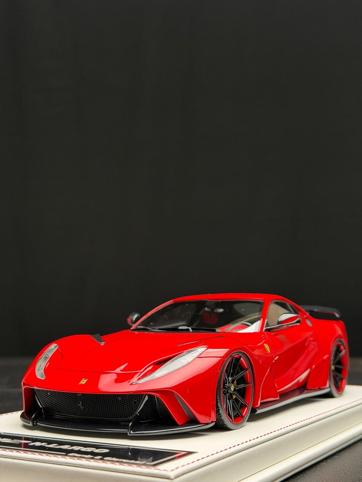 Ferrari 812 N-LARGO NOVITEC (Rosso Corsa) [Davis & Giovanni] 1:18 scale
