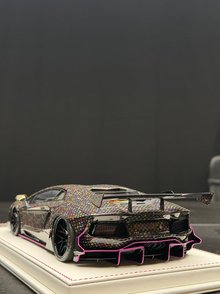 Lamborghini Aventador 2.0 LBWK (LV Monogram) [Davis & Giovanni] 1:18 scale