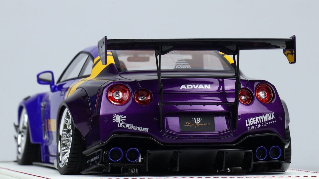 Nissan GTR R-35 Type 2 LBWK (Gloss Blue/ Purple) [Davis & Giovanni] 1/18 scale