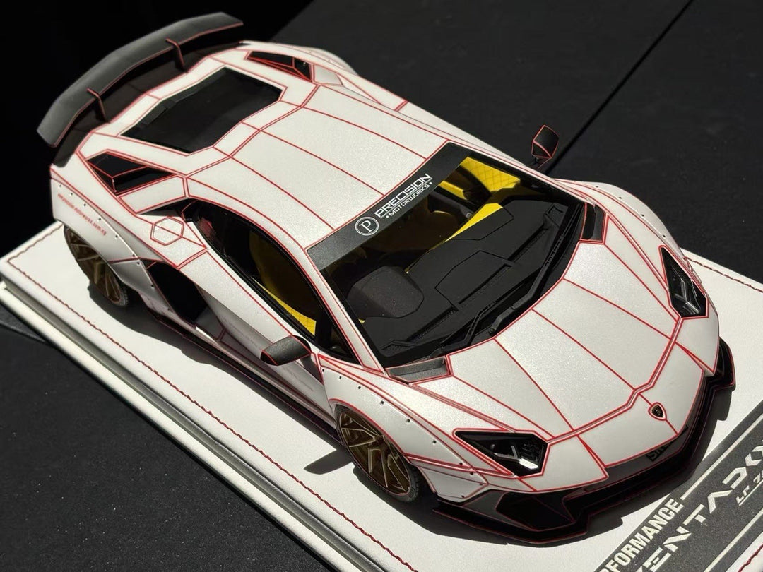 Lamborghini Aventador LP750-4 (White/red TRON) [Davis & Giovanni] 1/18 scale