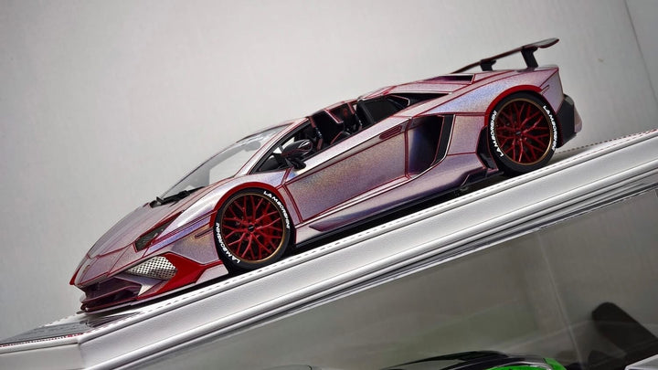 Lamborghini Aventador Roadster (Fantasy Pink TRON) [Davis & Giovanni] 1:18 scale