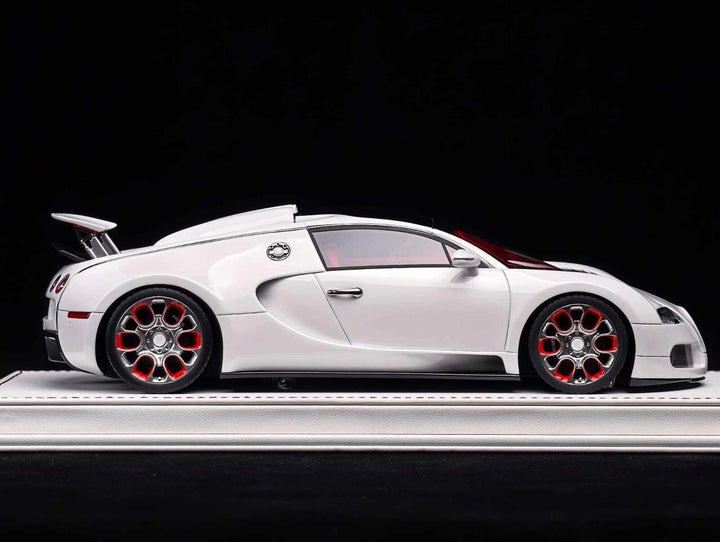 Bugatti Veyron Grand Sport (Gloss White) [Davis & Giovanni] 1:18 scale
