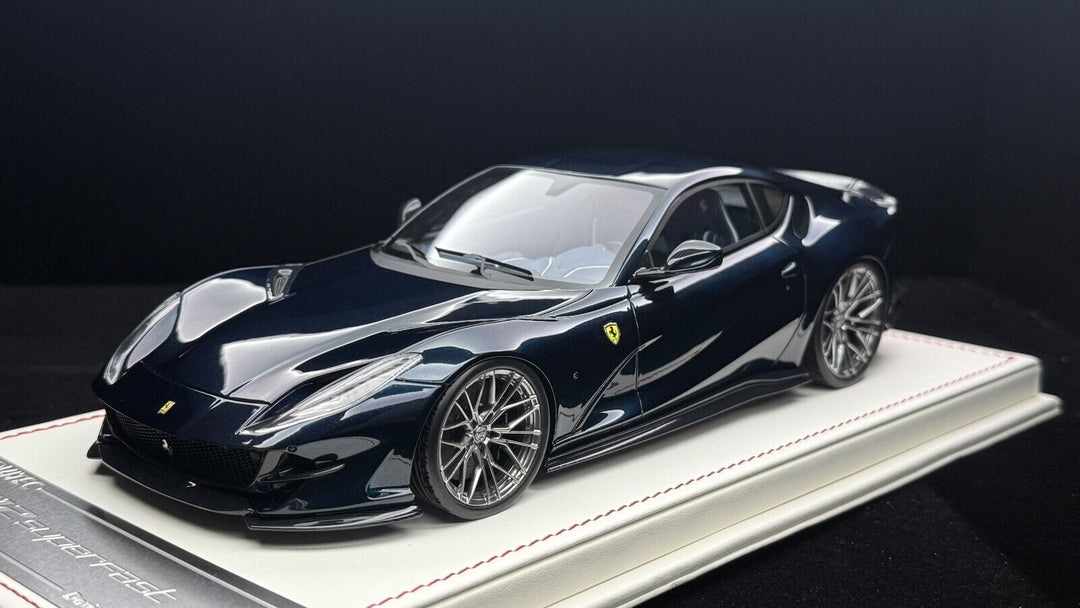 Ferrari 812 Superfast NOVITEC (Metallic Deep Blue)[Davis & Giovanni] 1:18 1 OF 1