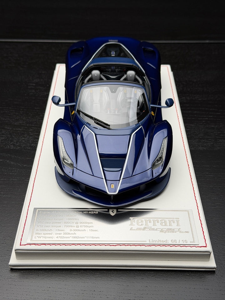 Ferrari LaFerrari Aperta (Blue) [Davis & Giovanni] 1:18 scale