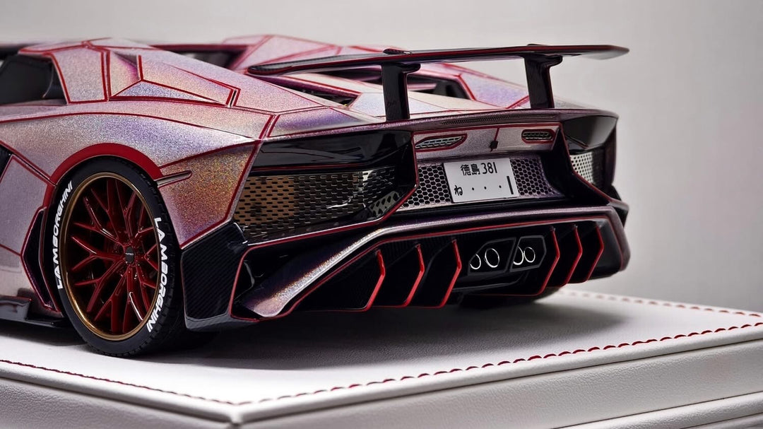 Lamborghini Aventador Roadster (Fantasy Pink TRON) [Davis & Giovanni] 1:18 scale