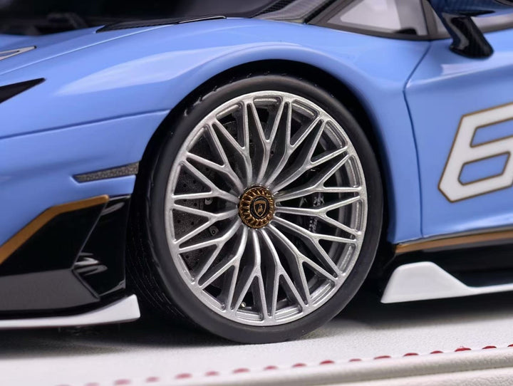 Lamborghini Aventador SVJ (Baby Blue) [Davis & Giovanni] 1/18 scale