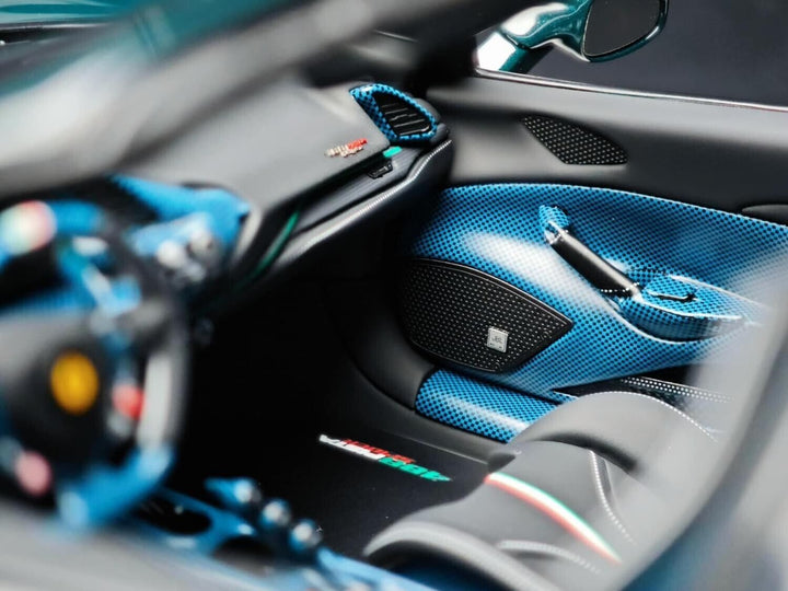 Ferrari 488 Pista Spider NOVITEC (Dark Green) [Davis & Giovanni] 1/18 scale