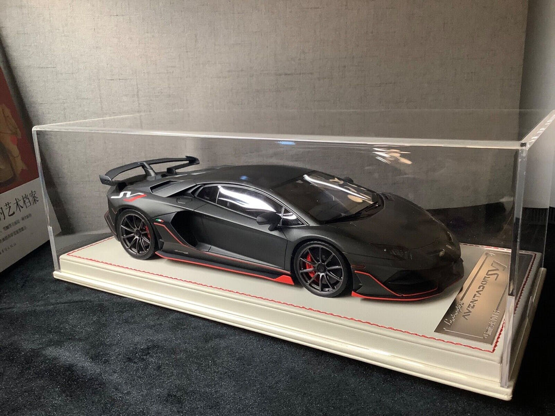 Lamborghini Aventador SVJ (Matt Black/ Red) [Davis & Giovanni] 1/18 scale