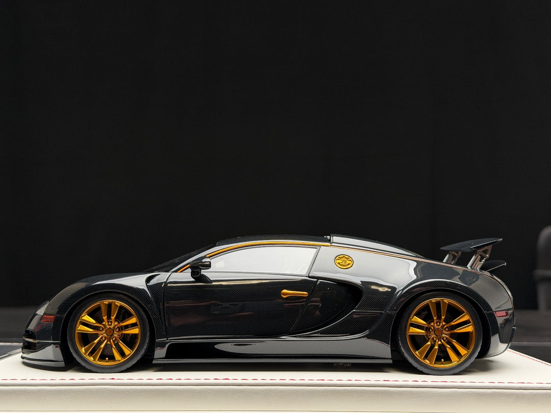 Bugatti Veyron Mansory "Vincero" (Carbon/ Gold) [Davis & Giovanni] 1/18 scale