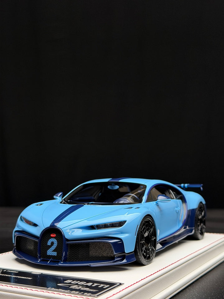 Bugatti Chiron Pur Sport (Two Tone Blue) [Davis & Giovanni] 1:18 scale