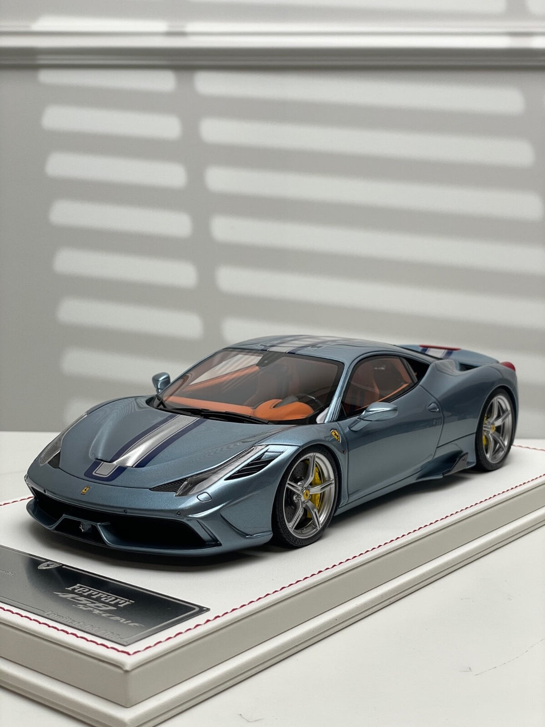 Ferrari 458 Speciale (Metallic Light Blue) [Davis & Giovanni] 1/18 scale