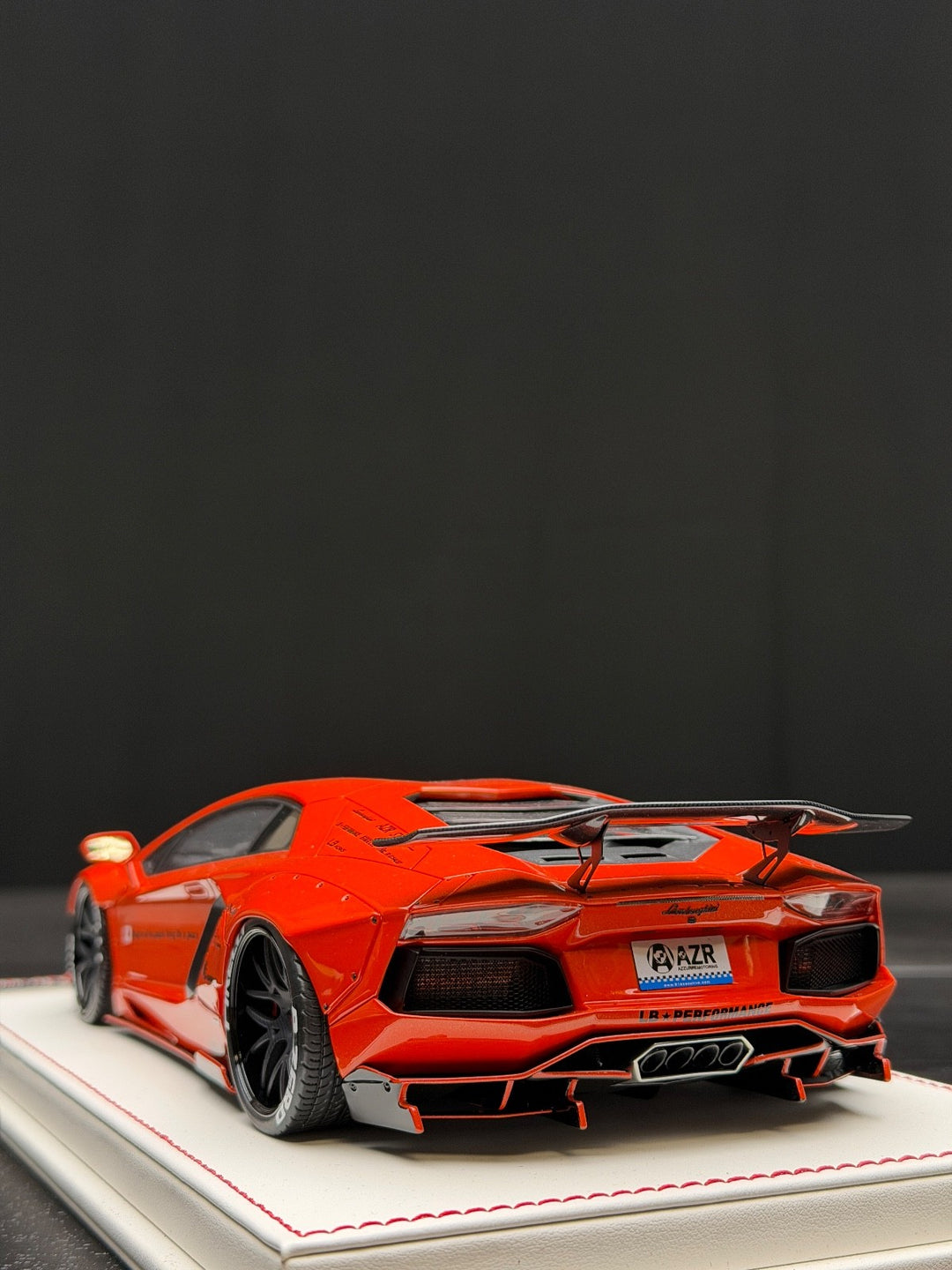 Lamborghini Aventador LBWK (Orange) [Davis & Giovanni] 1:18 scale