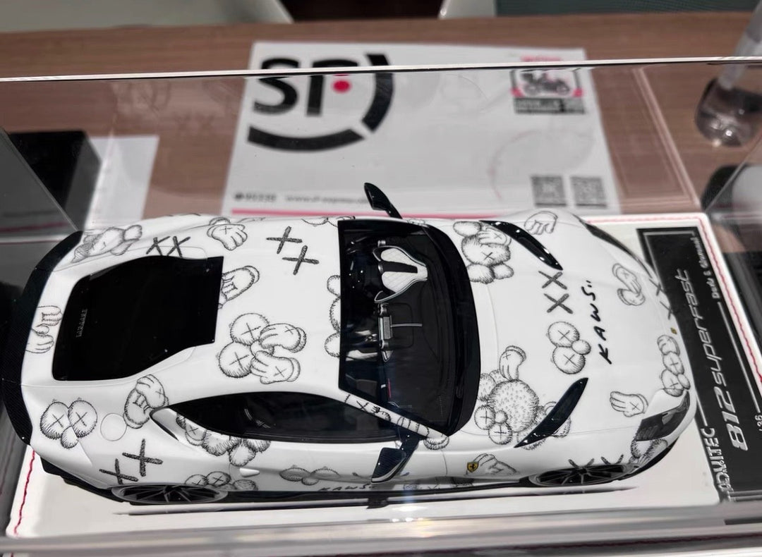Ferrari 812 Superfast NOVITEC (KAWS) [Davis & Giovanni] 1:18 scale