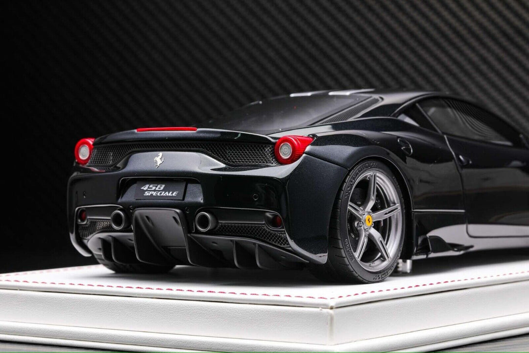 Ferrari 458 Speciale (Black/ White Stripe) [Davis & Giovanni] 1/18 scale