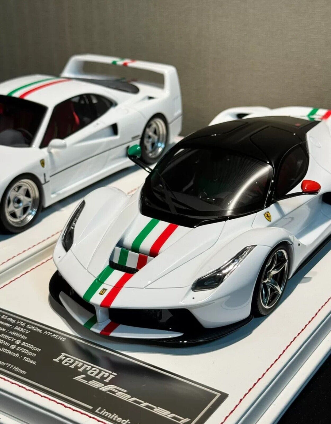 Ferrari LaFerrari (White/ Italy Flag Stripe) [Davis & Giovanni] 1/18 scale