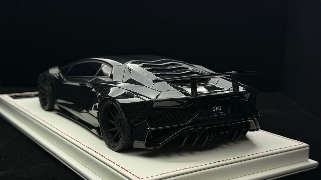 Lamborghini Aventador LP750-4 LBWK (Carbon Fiber) [Davis & Giovanni] 1:18 1 OF 1