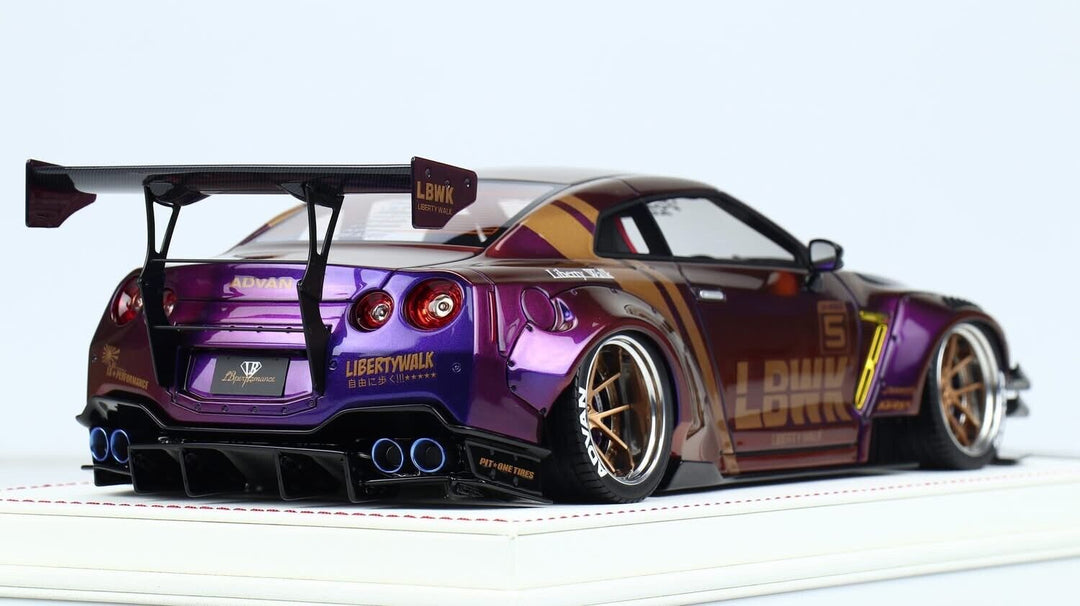 Nissan R35 GTR Type 2 LBWK (Chameleon Purple) [Davis & Giovanni] 1/18 scale