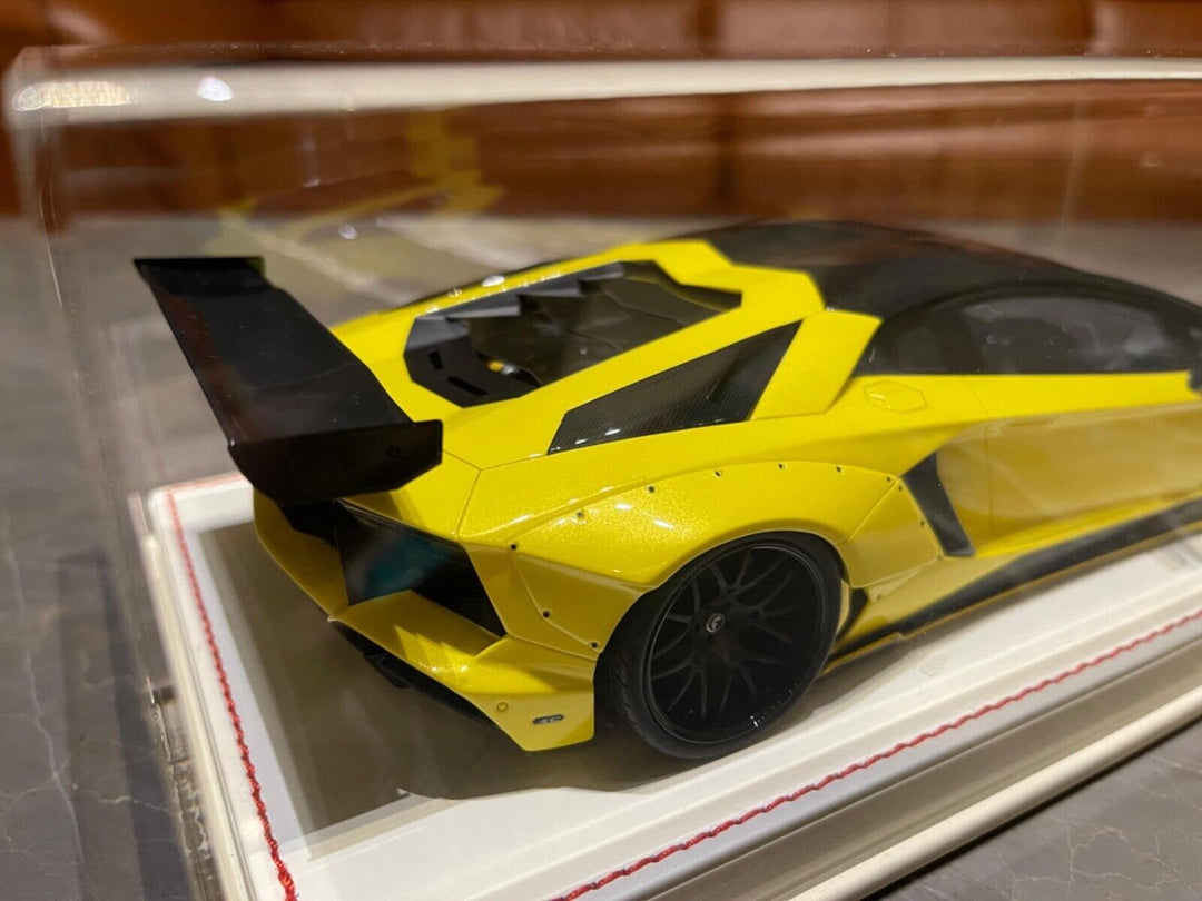 Lamborghini Aventador LP720-4 LBWK (Yellow) [Davis & Giovanni] 1:18 scale