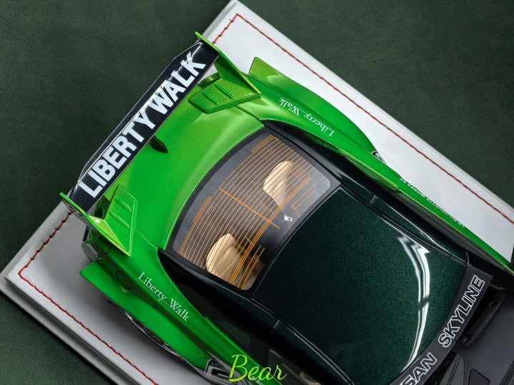 Nissan R35 GT-RR (Green) [Davis & Giovanni] 1/18 scale LTD 6