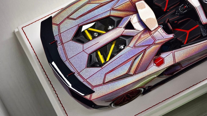 Lamborghini Aventador Roadster (Fantasy Pink TRON) [Davis & Giovanni] 1:18 scale