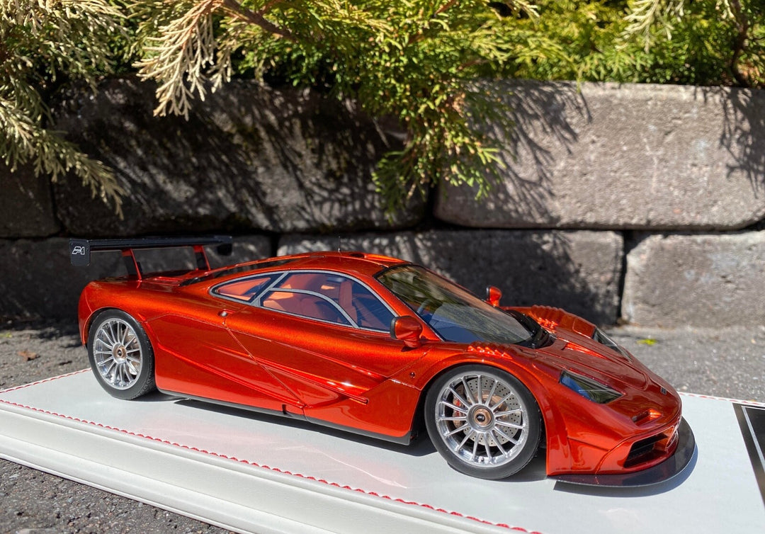 McLaren F1 Chassis no. 073 (Volcano Orange) [Davis & Giovanni] 1/18 scale